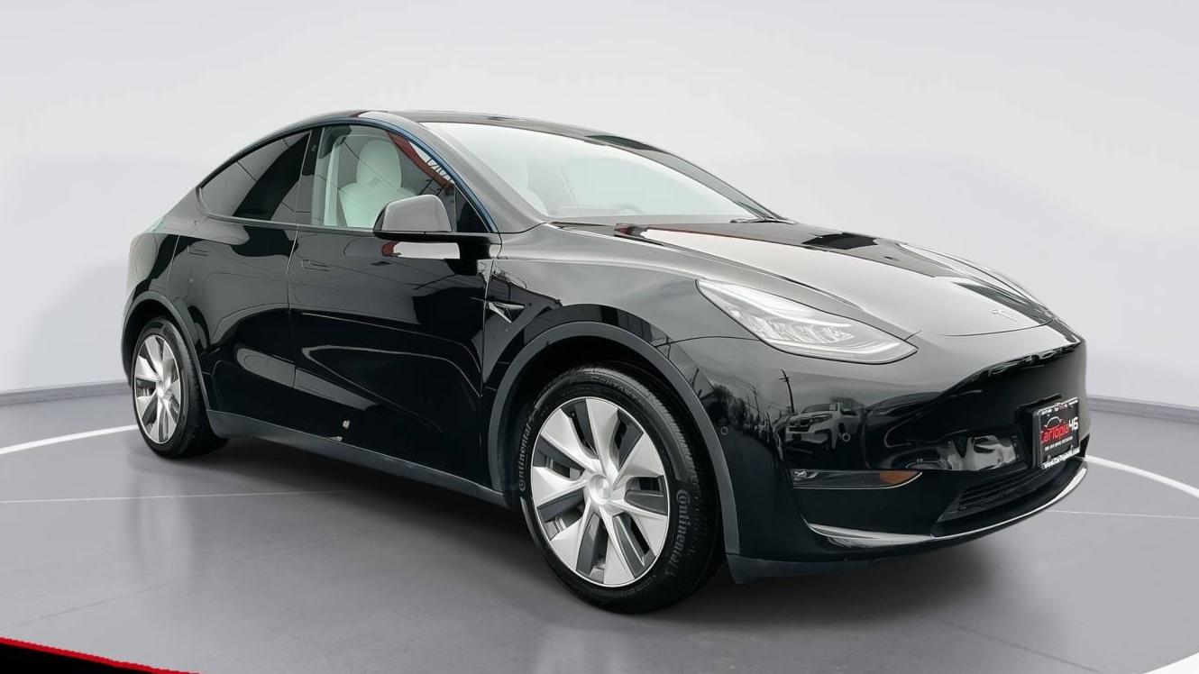 TESLA MODEL Y 2021 5YJYGDEEXMF249665 image